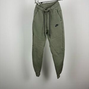 Nike Tech Fleece Olive Jogger Pants size XS, Sportswear